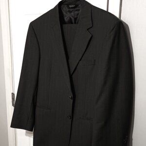 Joseph A. Bank Men Gray  Piece Suit  43R